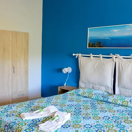 Casa Kalavria A 50mt Dal Mare