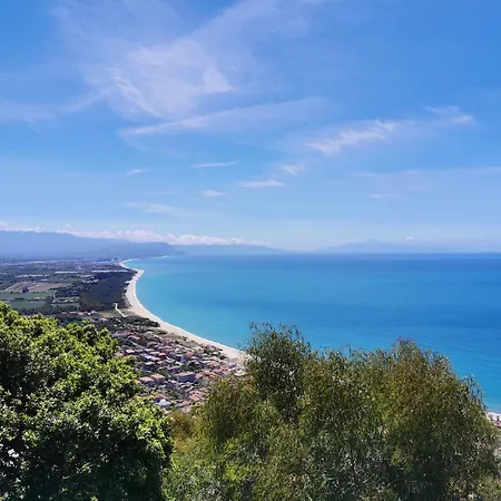 Casa Kalavria A 50mt Dal Mare 아파트