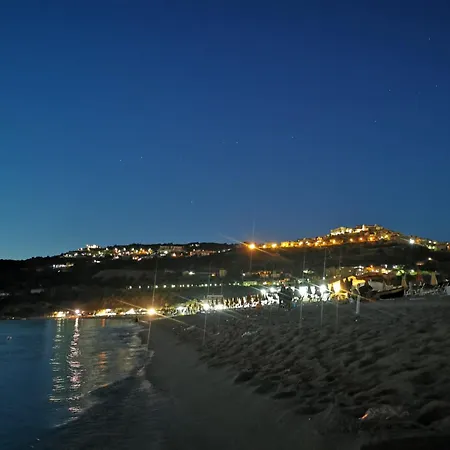 Casa Kalavria A 50mt Dal Mare 아파트