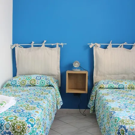 Casa Kalavria A 50mt Dal Mare 아파트 니코테라 마리나